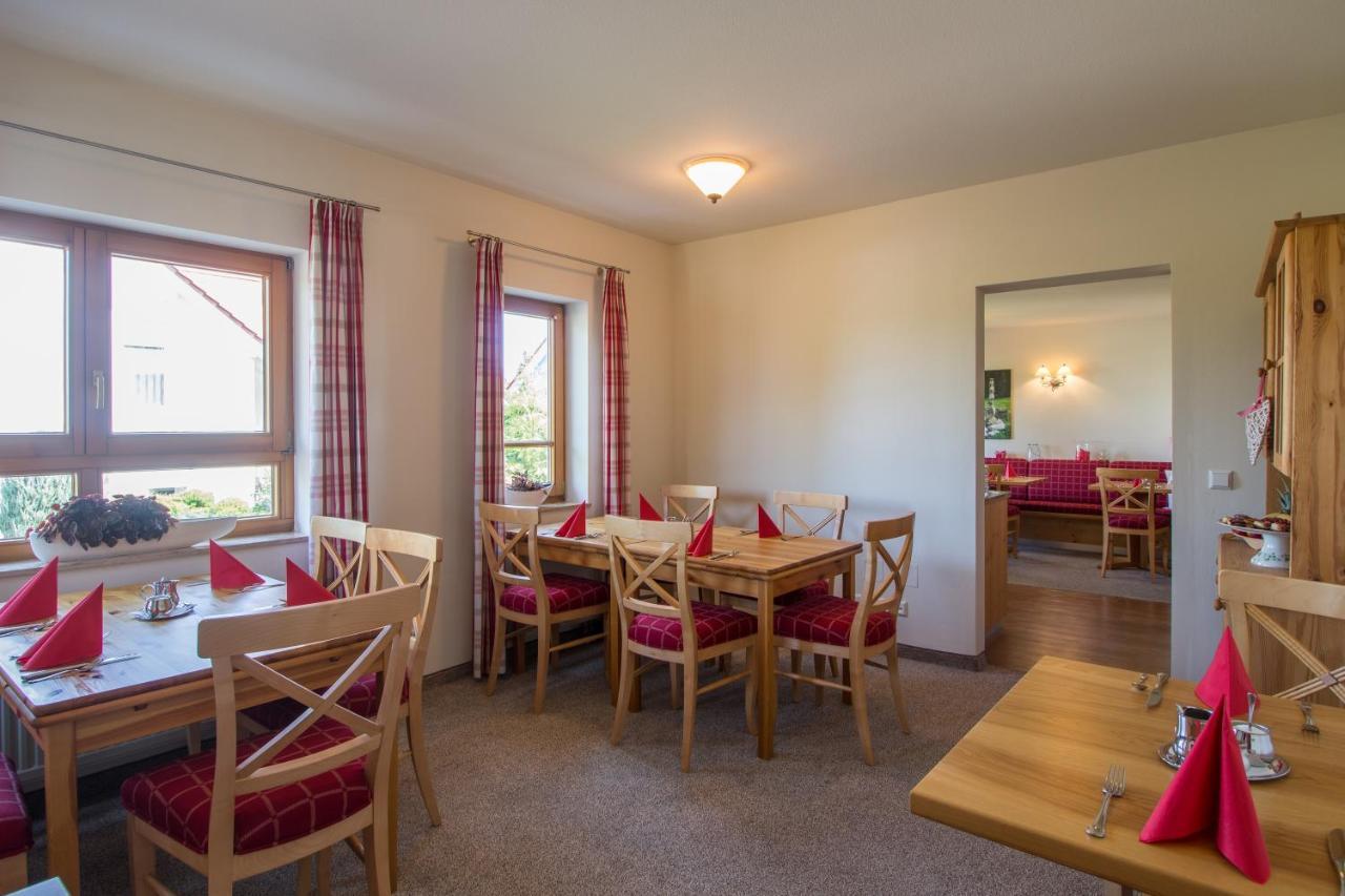 Gaestehaus Burgblick Bisingen Экстерьер фото
