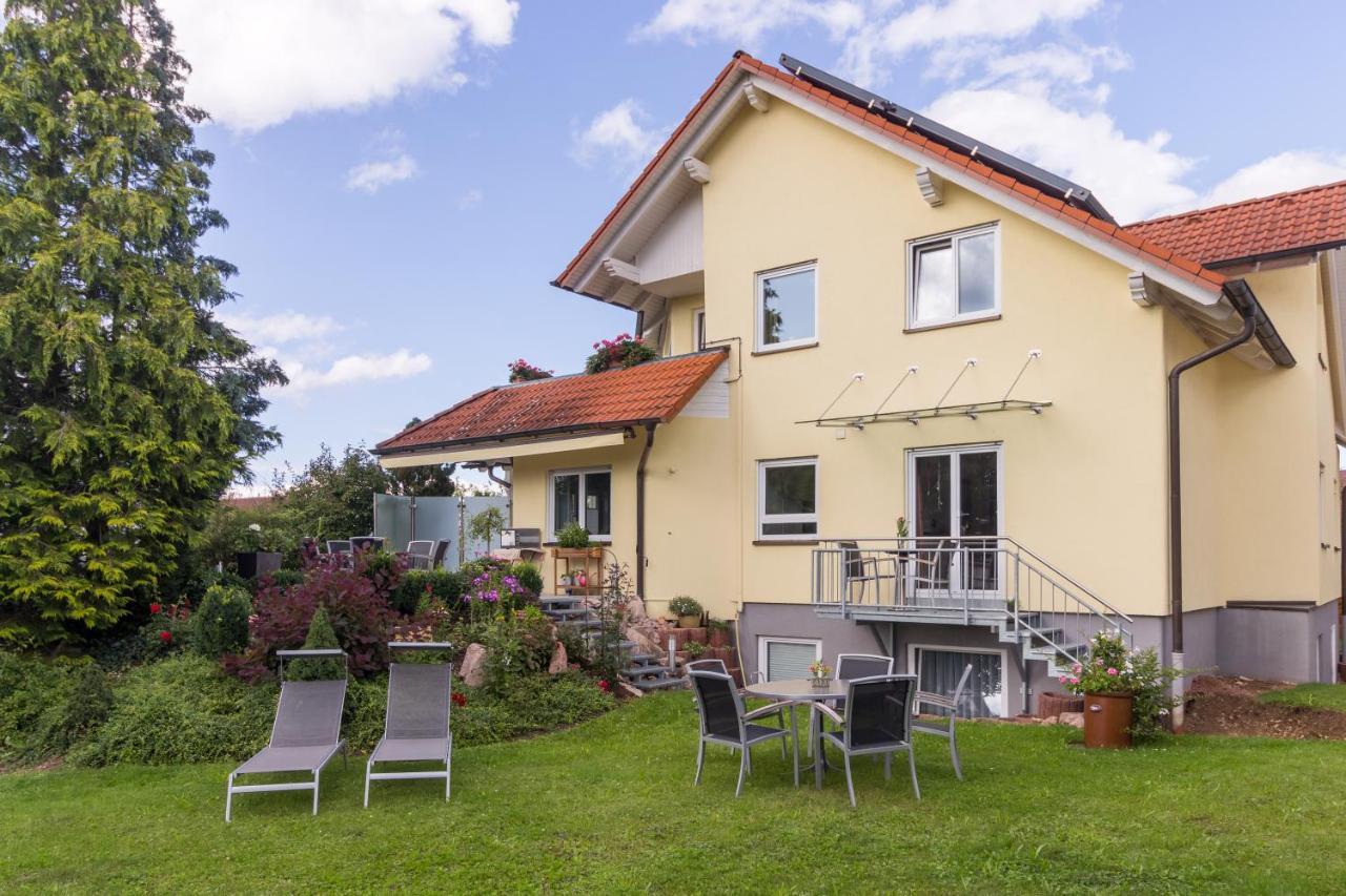 Bed and Breakfast Gaestehaus Burgblick Bisingen Экстерьер фото